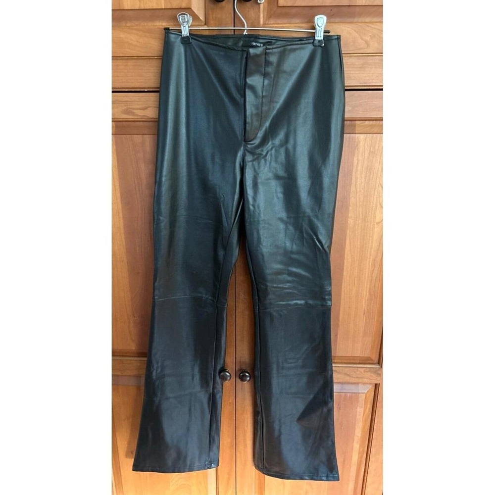Forever 21 Black Faux Leather Flare Pants Pleather Size M NWT